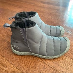 Keen booties